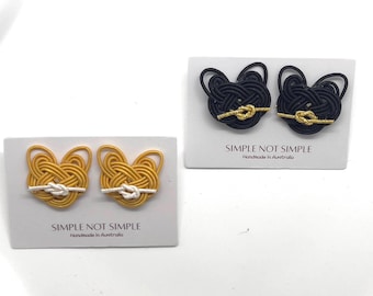 Japanese mizuhiki cat earring studs