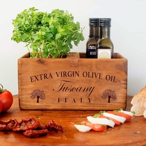 Rustic Pine Wood Box: Vintage Style with handle, Kitchen Decor