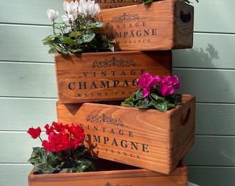 Rustic Pine Wood Champagne Crate: Vintage Style Storage Box