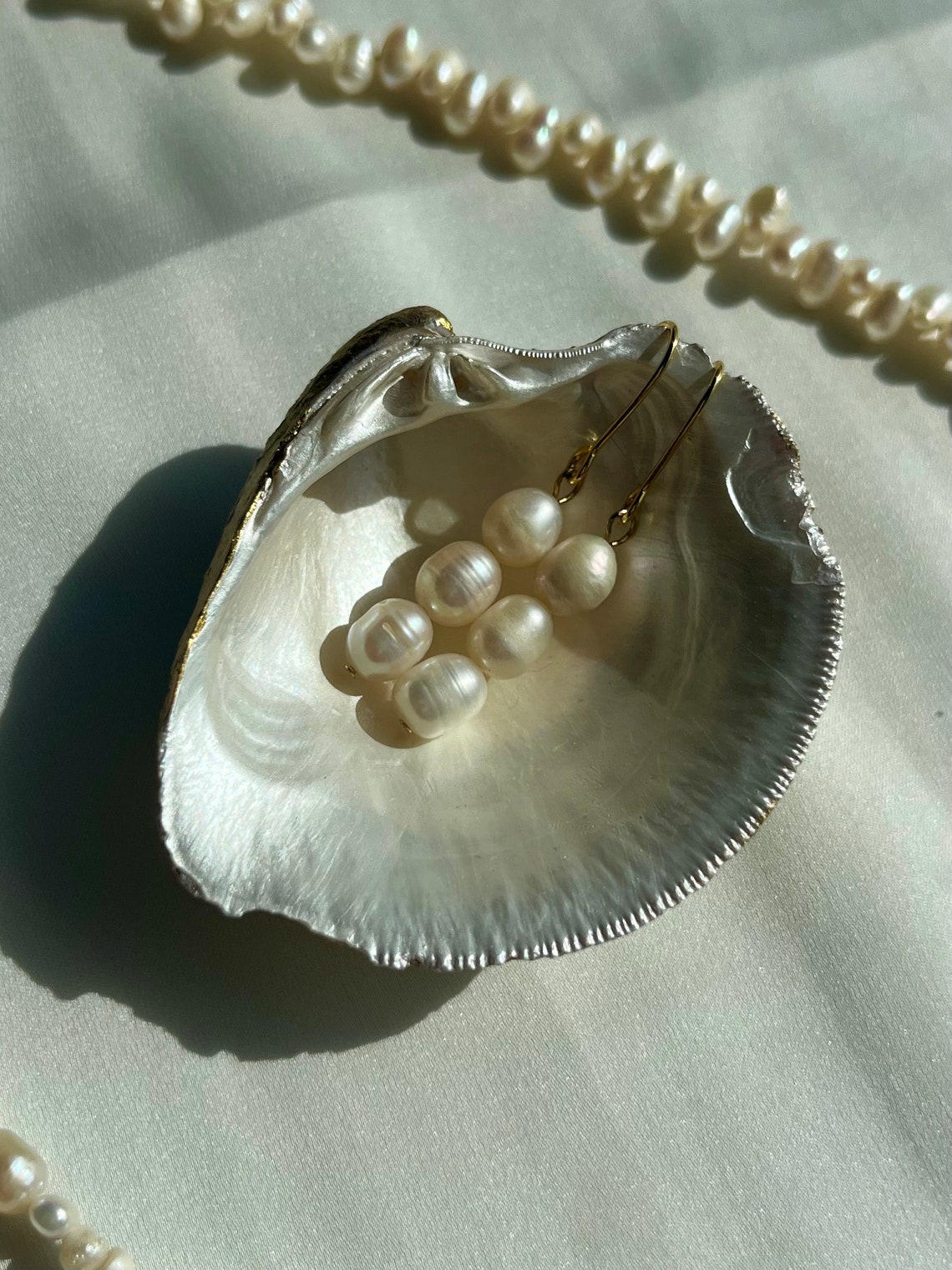 Clam Shell Ring Dish- Trinket Tray- Real Seashell- Hand Painted ...