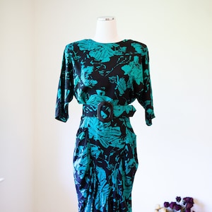 Totally Awesome 80s Party Dress - Shoulder Pads Midi / Ankle Length Abstract Floral Pattern with Large Chunky Belt - Size Small 2/4