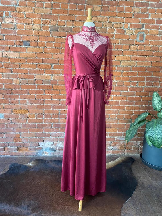 vintage burgundy lace dress Classic Vintage Burgundy Half Sleeve Lace Appliques Mermaid Evening Go main image 1