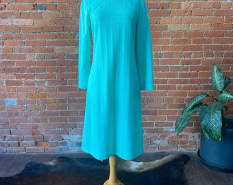 Vintage 1960s Mint Green Shift Dress | Bleeker Street | Mid Century Mod Knit | Long Sleeve Cocktail Party Dress | Size 14 / Modern Sz Medium