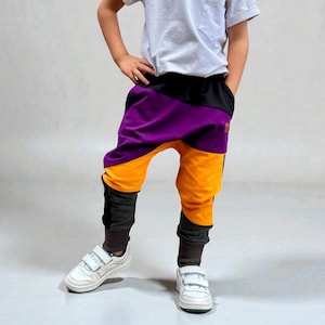 Pantaloni larghi patchwork per bambini – neri, viola e arancioni, pantaloni unisex in cotone fatti a mano