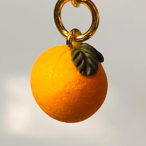 Oranje sleutelhanger, miniatuurfruitbedel