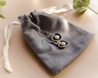 Artisan Signed "ISRAEL 925" Freshwater Pearl Heart Dangle Sterling Silver Earrings - Pierced Hook - Designer Stamp - Black Oxide Patina