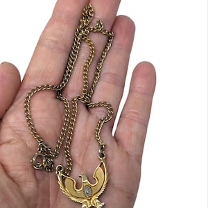 Collar con colgante de fénix vintage