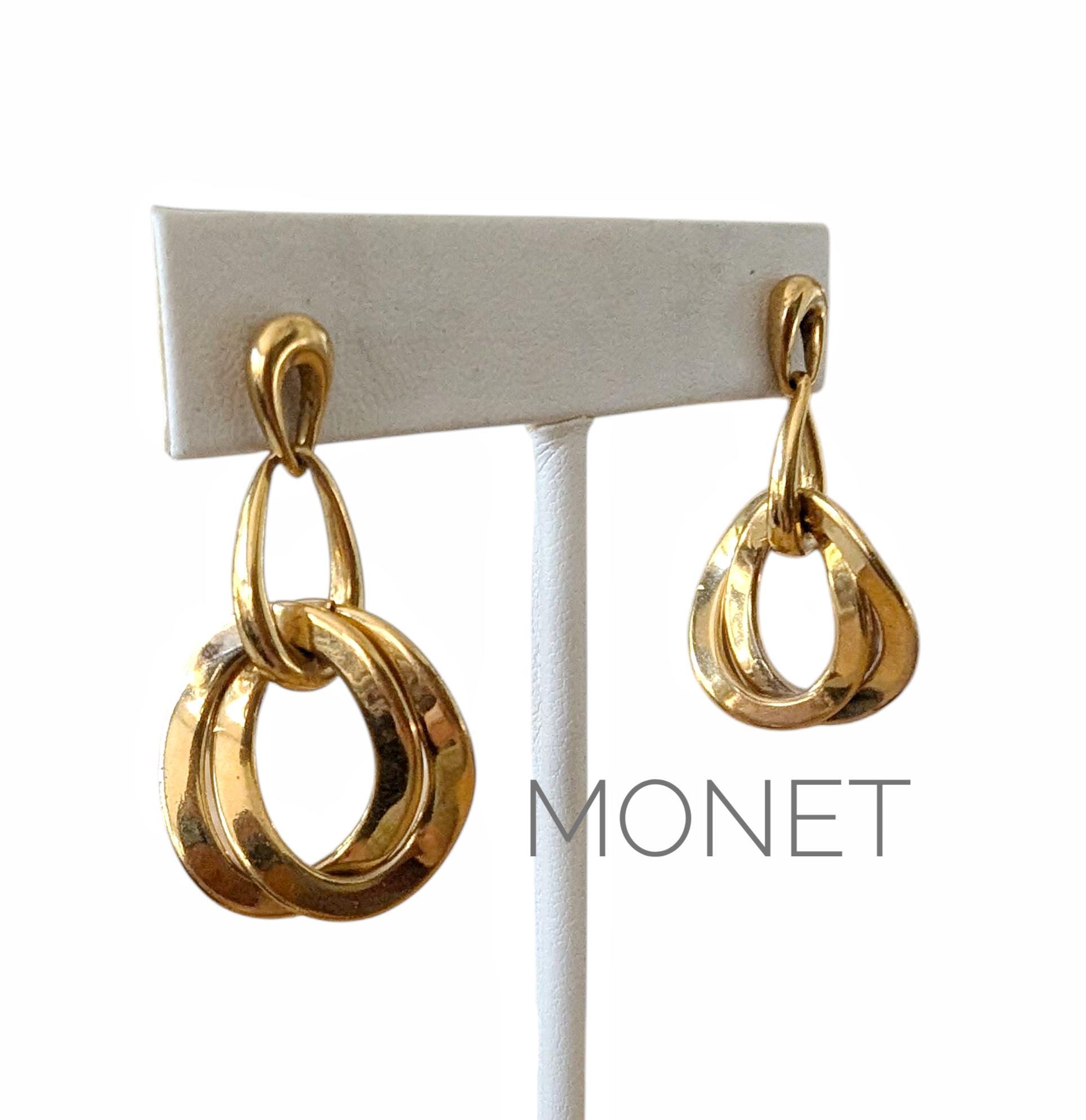 ヴィンテージ サイン入り MONET ゴールドメッキ ダングルピアス - Etsy 