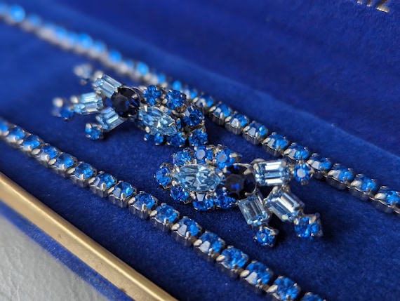 OUTSTANDING Shades of Blue Tiered Crystal Rhinest… - image 5