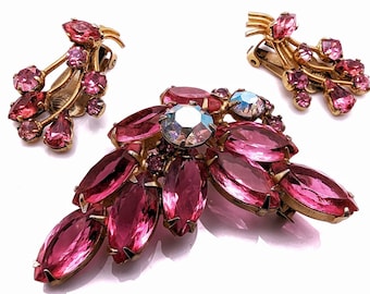 Vintage 50s Hot Pink Rhinestone Brooch and Clip On Earrings Set