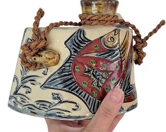 ヴィンテージ沖縄壺屋焼立瓶酒器：日本の陶器 - Etsy 日本