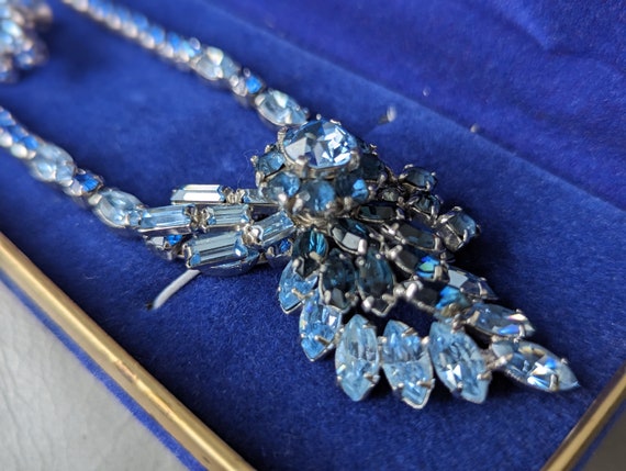 OUTSTANDING Shades of Blue Tiered Crystal Rhinest… - image 4