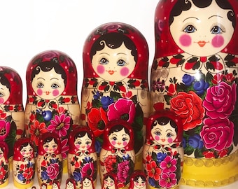 Classic Russian nesting dolls of 20, Authentic Russian Matryoshka with flowers, Handmade nesting doll 20  pcs