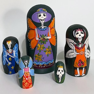 Halloween stacking dolls of 5,  Halloween matryoshka doll,  Halloween home decor, Handmade nesting doll 5pcs