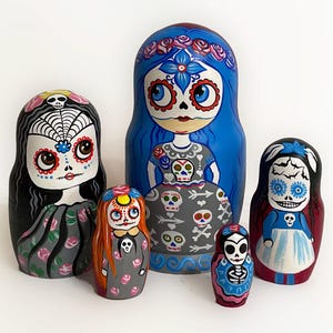Halloween decor dolls of 5,  Halloween matryoshka,  Halloween stacking dolls, Handmade nesting doll 5pcs