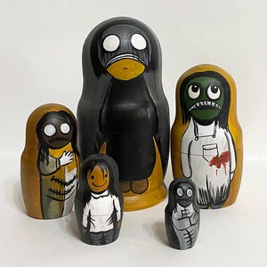 Halloween nesting dolls with zombie of 5,  Halloween stacking doll,  Halloween home decor, Handmade nesting doll 5pcs
