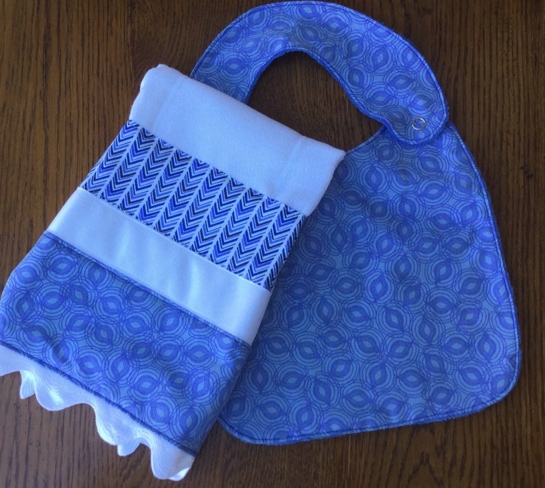 ON Sale...periwinkle Blanket Bib and Burp Cloth Baby Gift Set Etsy