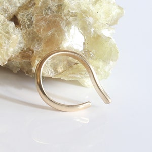 Smooth Groove Ear Cuff, Cartilage Cuff, 14k Gold Filled Ear Cuff, No Piercing Earrings, Clip on, Wrap Around Earring, Add a chain