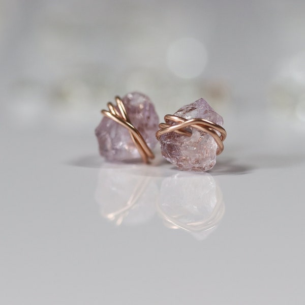 Ruwe roze Amethist Stud Oorbellen, minimalistische oorbellen, roze kristallen oorbellen, februari Birthstone, verjaardagscadeau, sterling zilver, 14k goud F