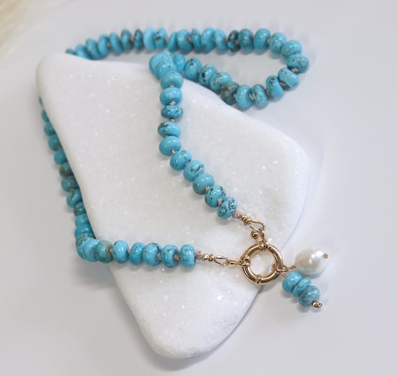 Lone Mountain Turquoise Necklace Gold Clasp – Hand Knotted Charm Holder Beaded Strand