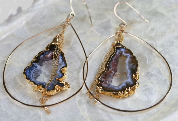 Druzy Earrings -  Large Hoop Earrings - Geode Earrings - Dark Grey Brown Druzy Earrings - Drusy Earrings - Hammered Hoop Earrings