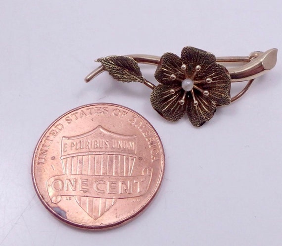 9k Solid Yellow Gold Vintage Flower Brooch / Pin … - image 6
