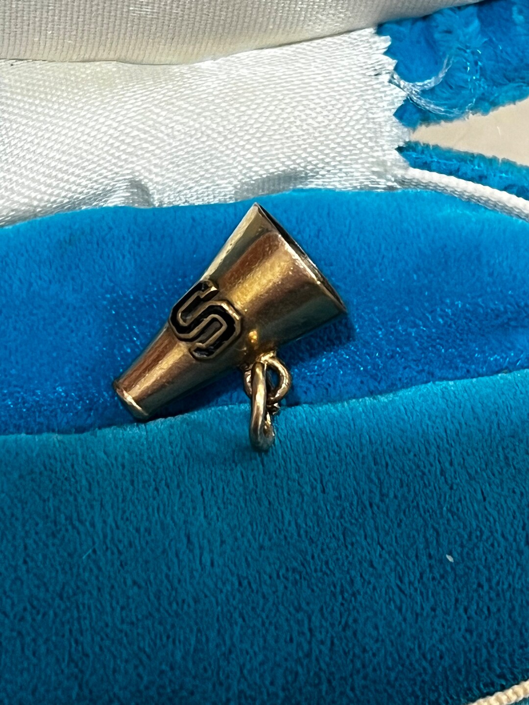 10k Gold Vintage Megaphone S Pendant Charm Etsy