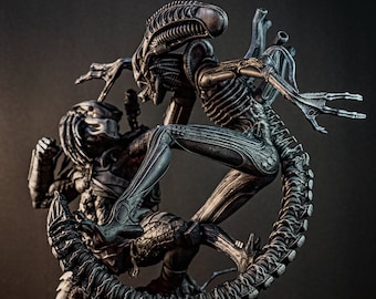 Alien and Predator 3D Diorama Sculpture