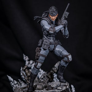 MGS: Solid Snake Sculpture