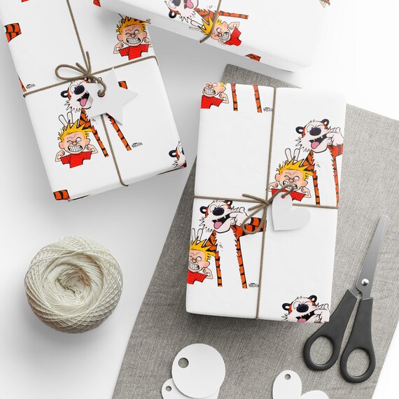 Calvin and Hobbes Gift Wrapping Paper: 30x180 Glossy Comic