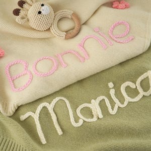 Personalized Knit Baby Blanket, Baby Blanket with Name, Embroidered Baby Name Blanket, Custom Baby Blanket, Newborn Gift, Baby Shower Gift