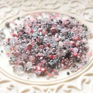 Sopa de cuentas rosadas y grises de 20 g/50 g, cuentas de vidrio de 2 a 8,5 mm o cuentas de semillas para hacer joyas, pulseras, collares, pendientes y cadenas para anteojos.