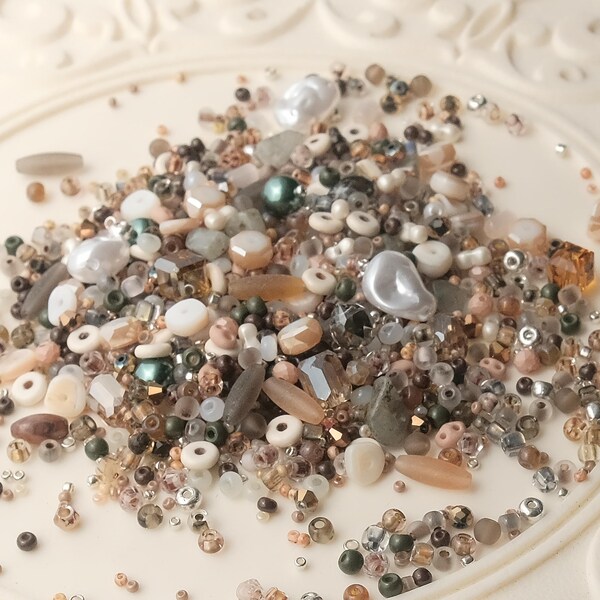 Vintage Christmas Bead Soup Mix: Dark Green & Brown Retro Beads, No.76