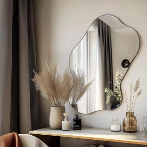 Asymmetrischer Spiegel, einzigartiger unregelmäßiger Wandspiegel, moderner ästhetischer gewellter Spiegel, abstrakter Kosmetikspiegel für Badezimmer Schlafzimmer Wohnzimmer