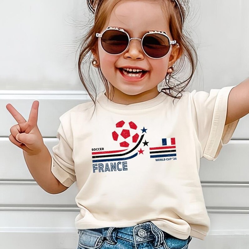 Retro France Soccer World 2026 Comfort Colors Shirt, 2026 Soccer Fan Shirt, Gift For Fan Fathers Day Bild 6