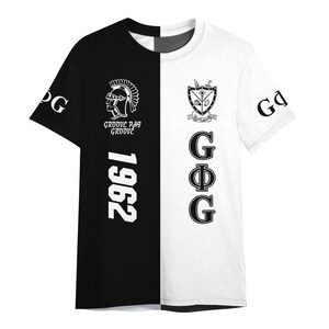 Camiseta Groove Phi Groove, camiseta blanca y negra con cabeza de troyano, camiseta de fraternidad Groove Phi Groove, camiseta con cruce de letras griegas, camiseta de la línea Since 1962