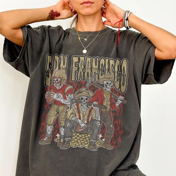San Francisco Football Skull Vintage Shirt, Gift For Fan Football Game Day Unisex Shirt