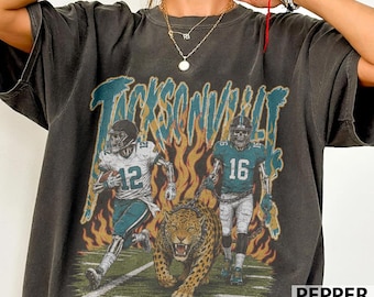 Camiseta de fútbol americano de Jacksonville con calavera, camiseta vintage para aficionados de Jacksonville, regalo para el día del partido para aficionados al fútbol americano, camiseta de fútbol americano Comfort Colors
