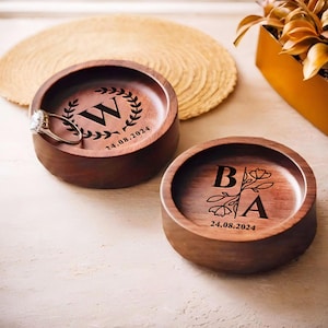 Personalized Wooden Ring Dish, Custom Wedding Engagement  Ring Holder, Wedding Ring Tray,Anniversary Gifts, Valentine's Gift For Her