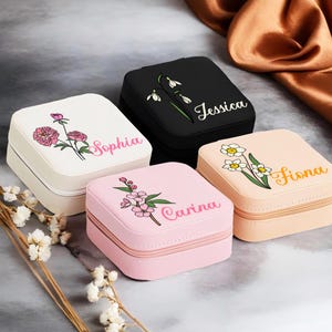 Personalized Bridesmaid Leather Travel Jewelry Box | Custom Birth Flower Design | Bridal Party Gift for Sister, Friend