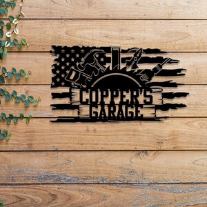 Personalized Garage US Flag Metal Sign with LED Light, Custom Name Garage Decor, Man Cave Sign, Workshop Wall Art for Dad, Gifts for Him