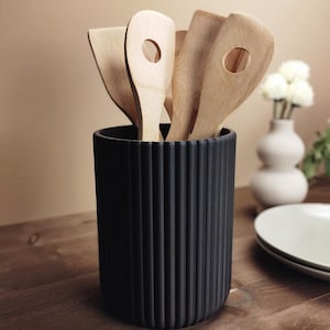 Ribbed Kitchen Utensil Holder, Utensil Basket
