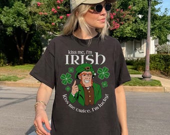 Kiss Me I'm Irish T-shirt, I am Irish Shirt, St Patricks Day Shirt, 90s Style Tee, St. Patrick's Day T-shirt, Lucky Irish Shirt, Funny Tee