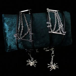 Handcrafted Leather Spider Web Bracelet - Gothic Alt-Fashion - &quot;Neith&#39;s Creation&quot;