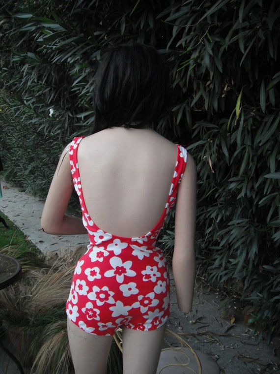Vintage 1950s/60s Swimwear,  Red and White Floral… - image 3