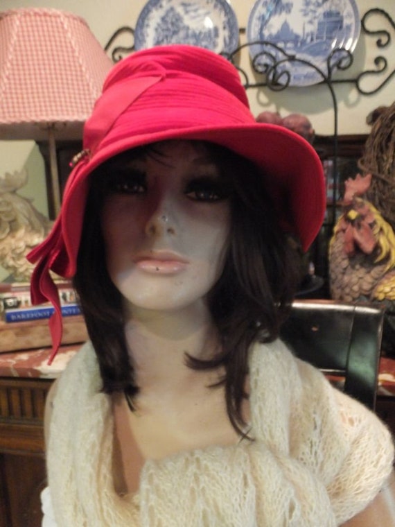 Vintage Hat, I. Magnin Importers, RED Velour Flop… - image 1