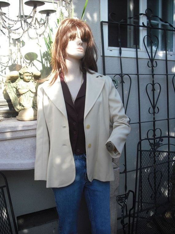 Vintage 70s Jacket, Creamy White or Ivory, Polyes… - image 3