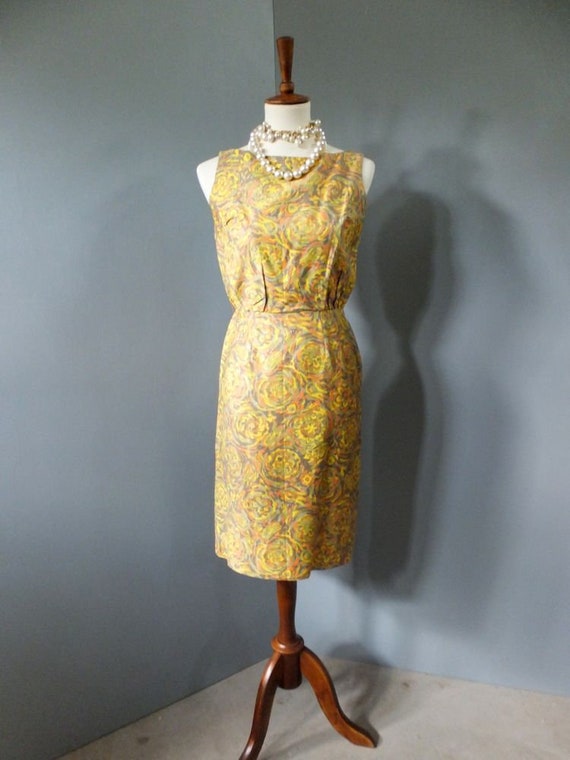 Vintage 1960s Golden Yellow Floral Wiggle, Hourgl… - image 1