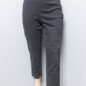 Vintage 90s MODA INTL Black Cotton & Spandex Ankle Length Jeans or Pants, High Waisted w/Side Zipper Size 8