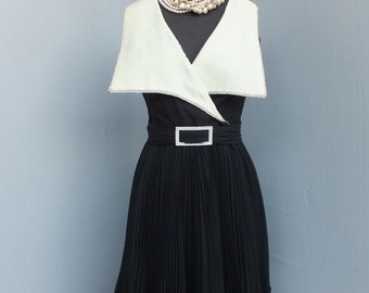 1970s Vintage Dress, Jack Bryan, Black and White, Flouncy, Pleated, Chiffon, Cocktail, Dinner, Large Silk Rhinestone Studded Collar